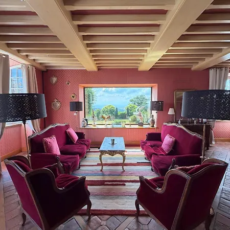 Domaine De Bellevue 4*