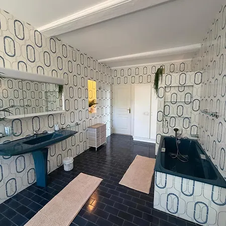 Domaine De Bellevue 4*
