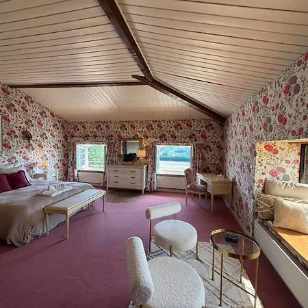 Domaine De Bellevue فندق مبيت وإفطار 4*