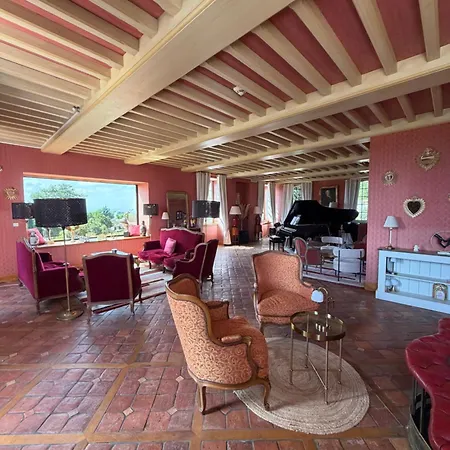 فندق مبيت وإفطار Domaine De Bellevue 4*